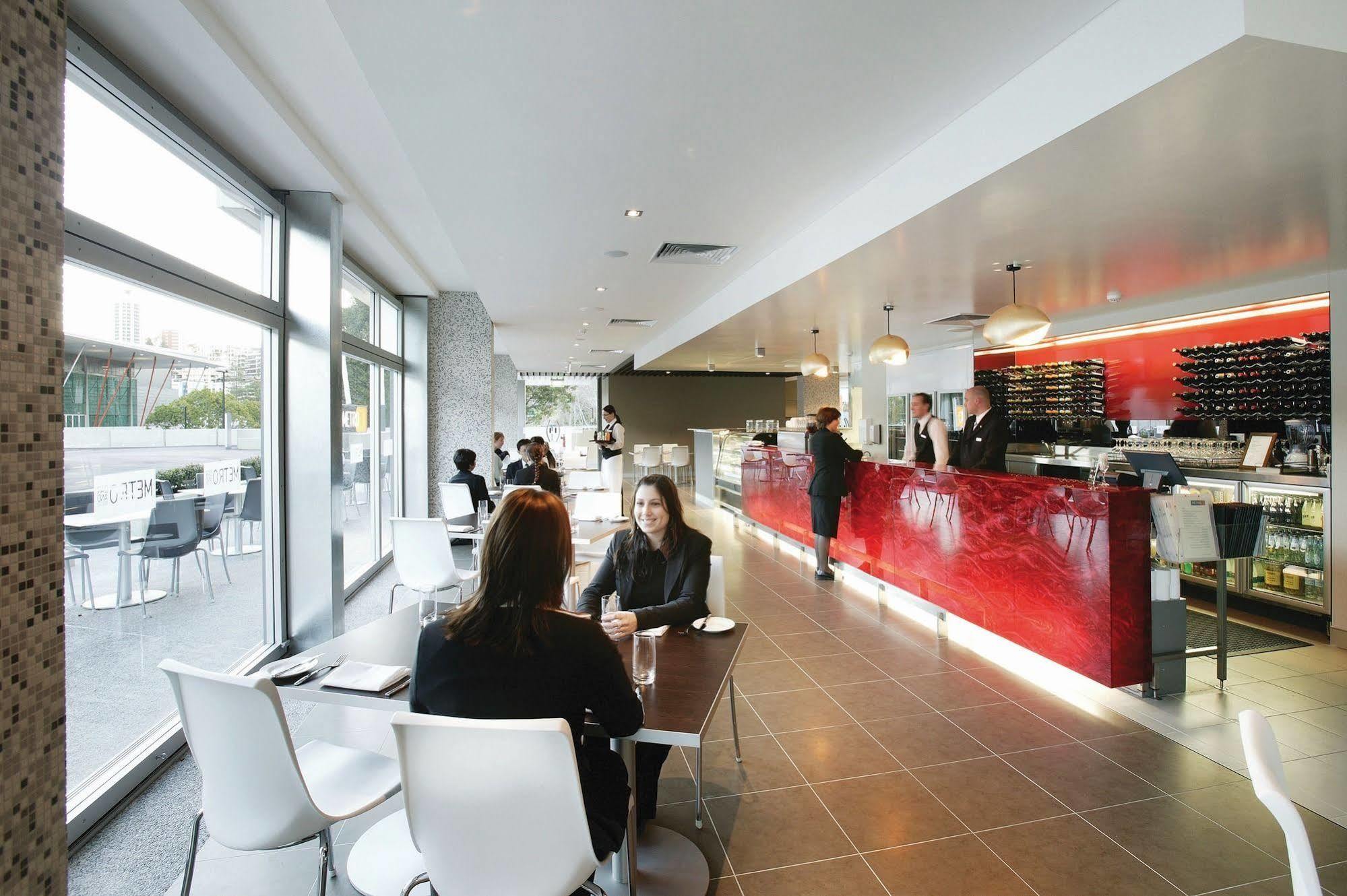 Adina Apartment Hotel Perth Buitenkant foto