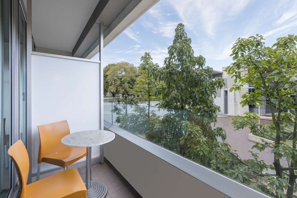 Adina Apartment Hotel Perth Kamer foto